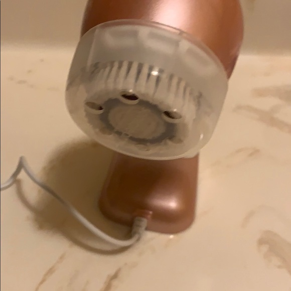 Cleansing brush - Picture 5 of 5